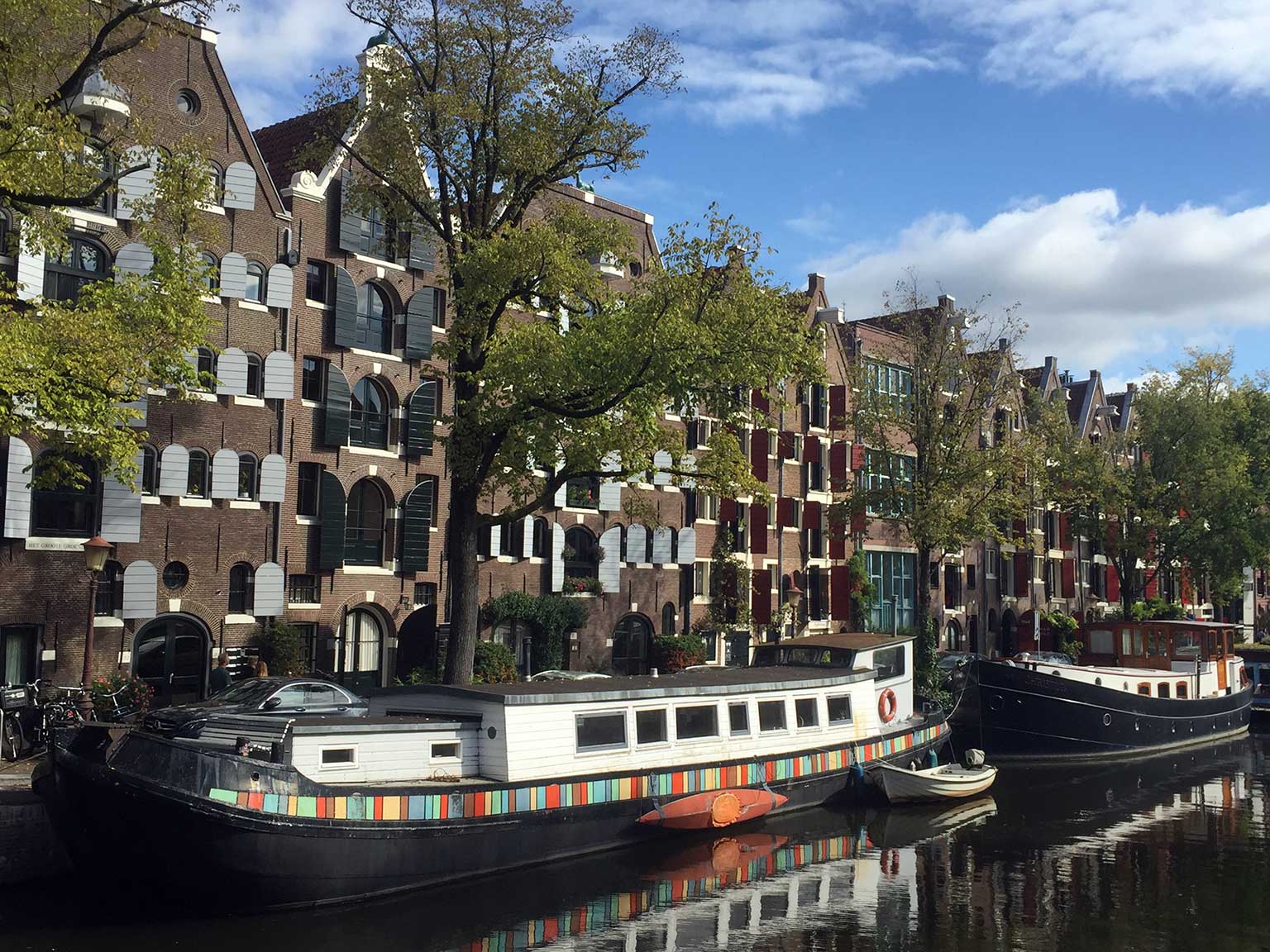 Warehouses and houseboats along Brouwersgracht, Amsterdam