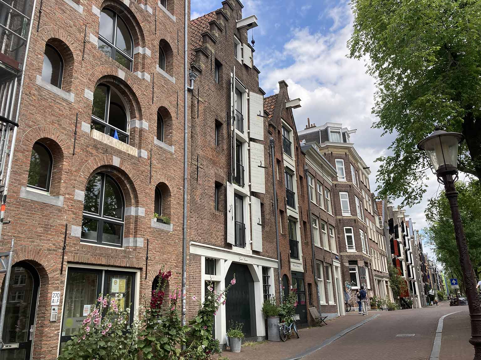 Warehouses at Brouwersgracht 268-266, Amsterdam, looking east