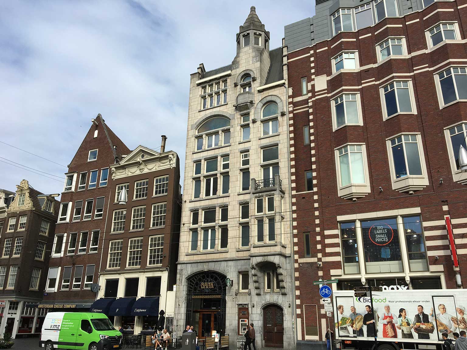Art Nouveau bankgebouw op Damrak 80-81, Amsterdam