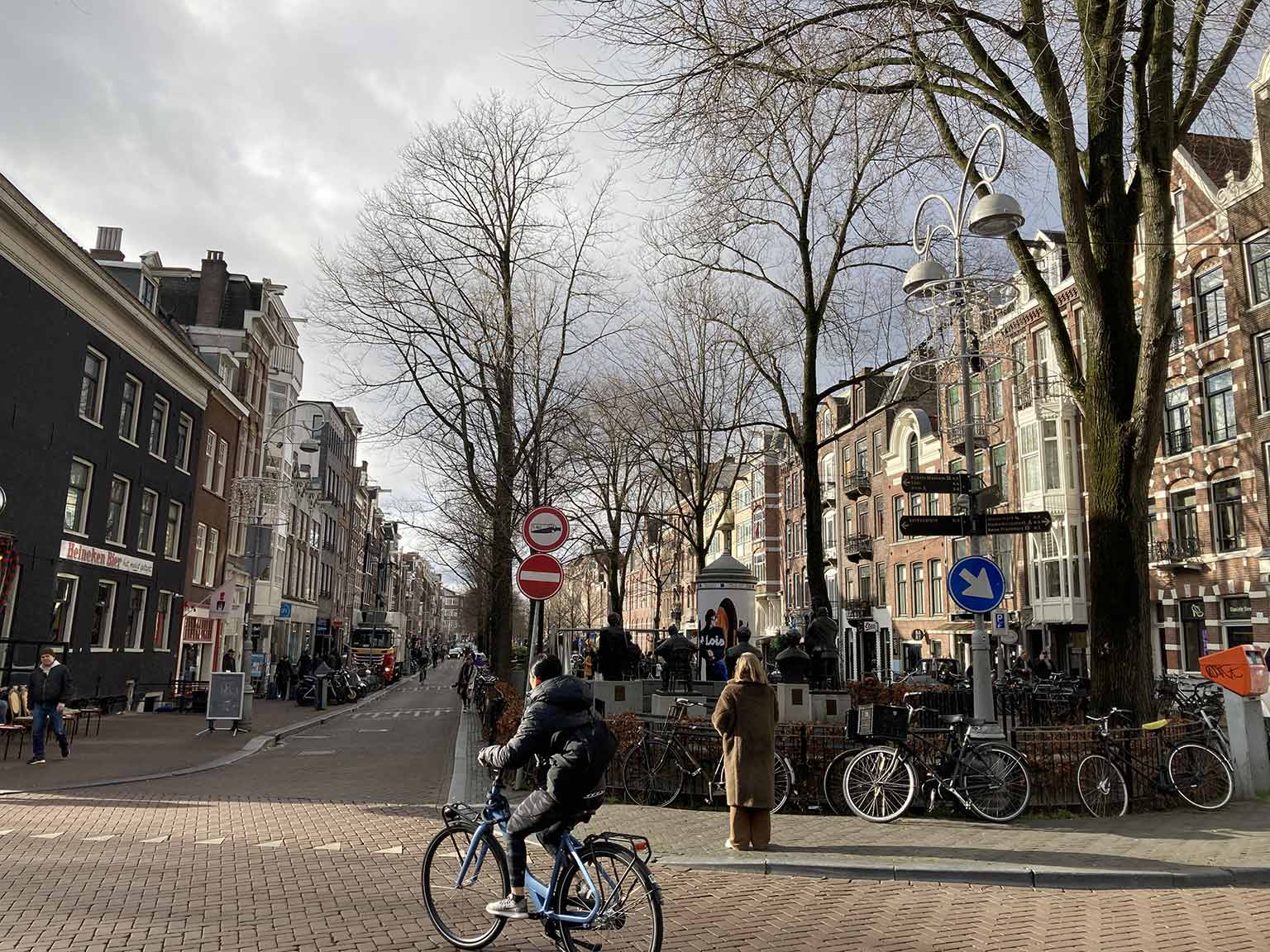 Elandsgracht gezien vanaf de Prinsengracht richting Marnixstraat, Amsterdam