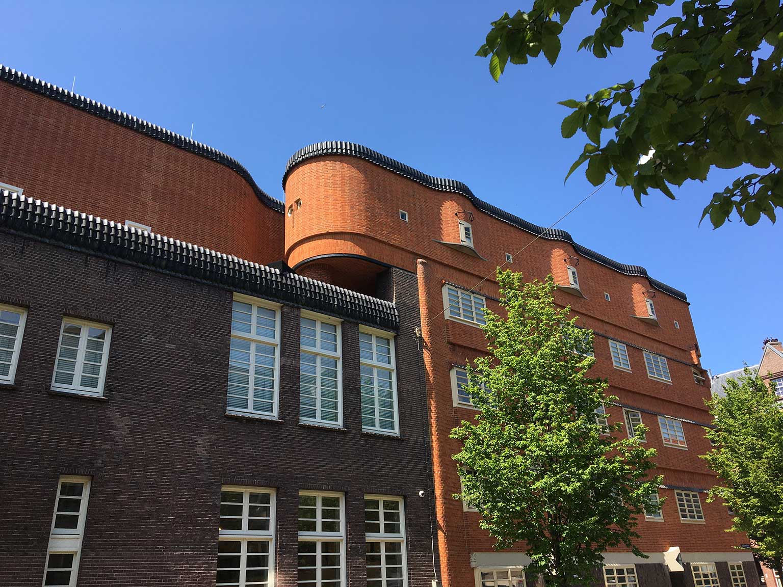 Housing block Het Schip, Amsterdam, curved part of the top façade on Oostzaanstraat