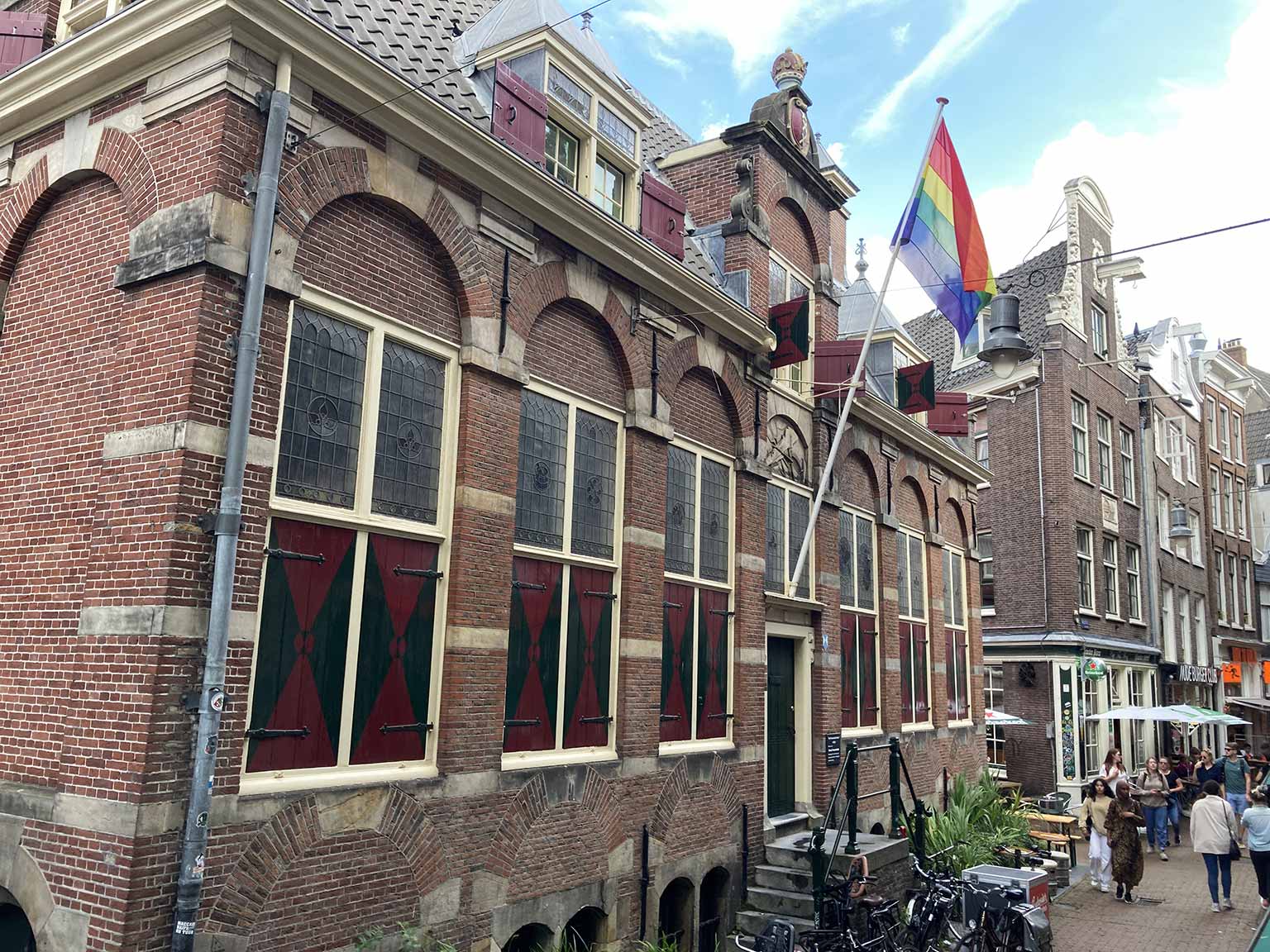 Voorkant van het Korenmetershuis op de Nieuwezijds Kolk, Amsterdam