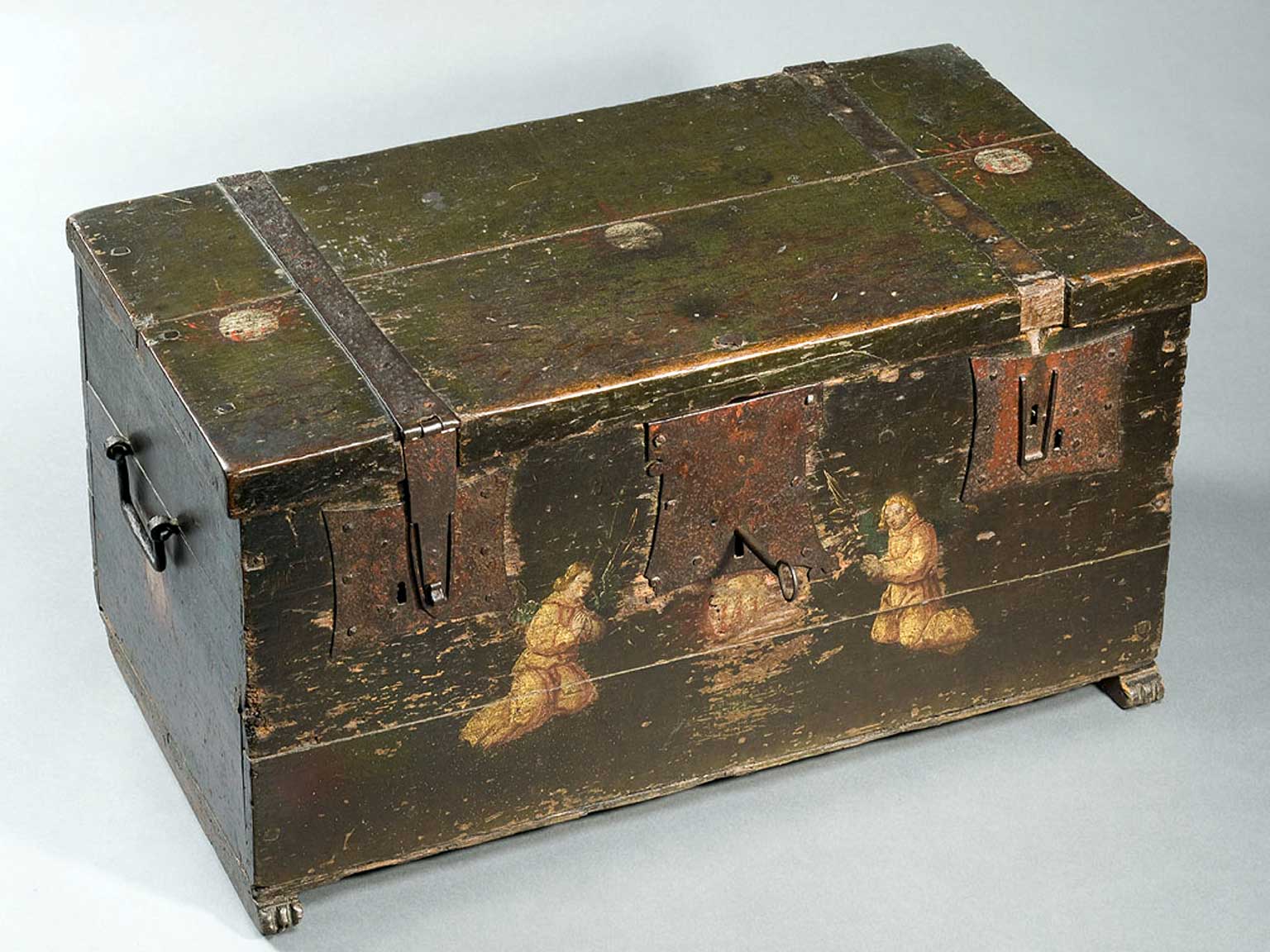 Miracle Chest with angels from between 1500 and 1520, used for archives by Amsterdam's Sacraments Guild