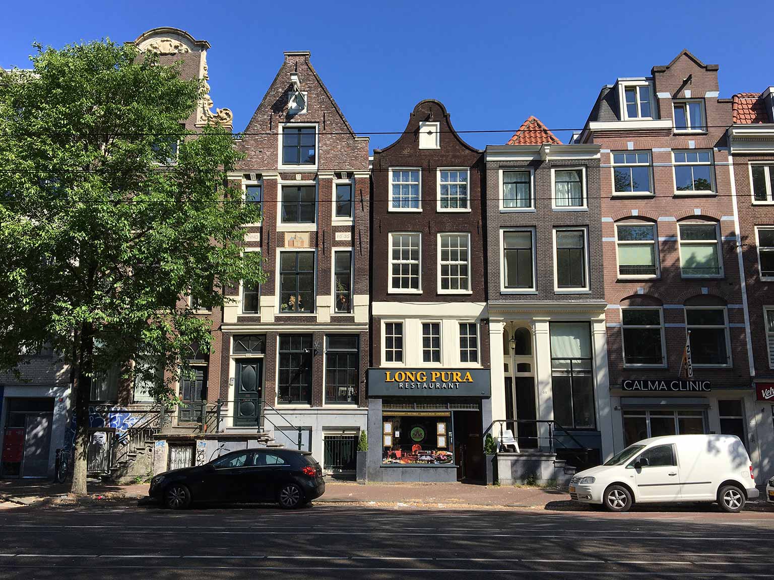 Rozengracht 48, Amsterdam, huis met de Noorderkerk op een gevelsteen