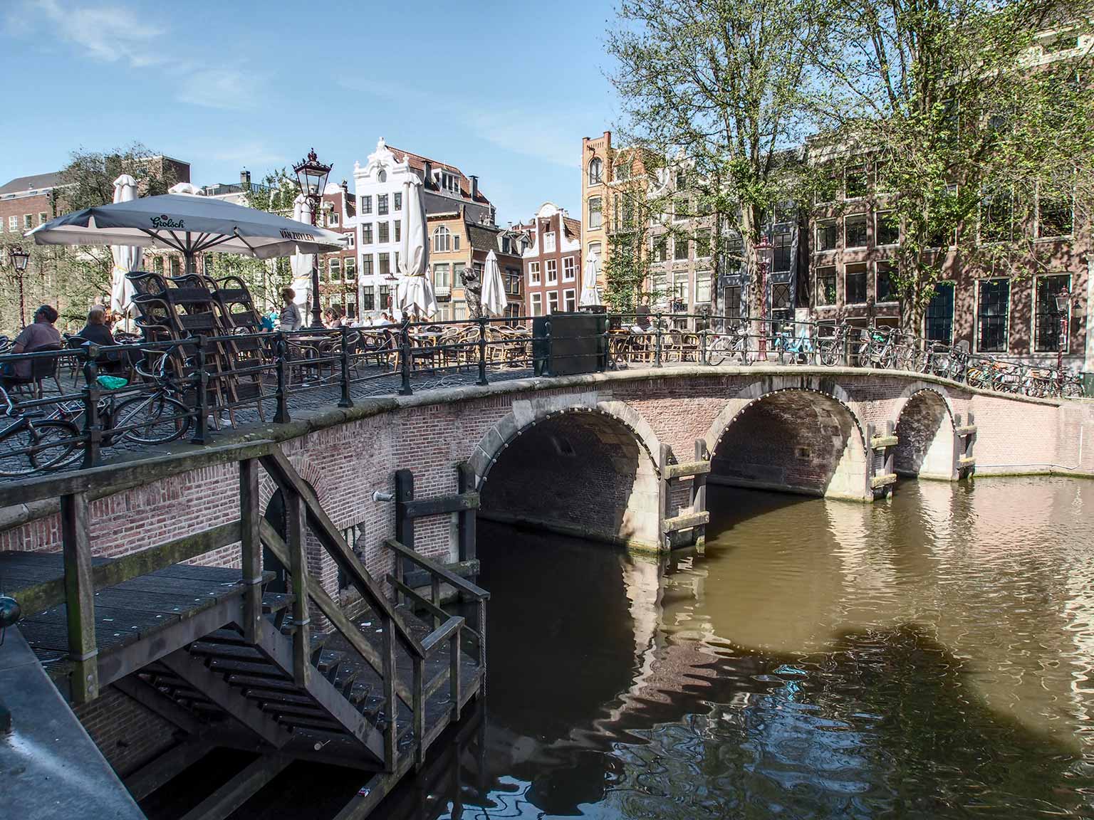 Torensluis bridge across the Singel, Amsterdam